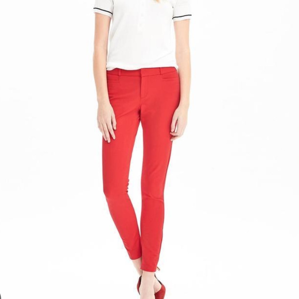 NWOT- Banana Republic Sloan Red Skinny Pants size 0